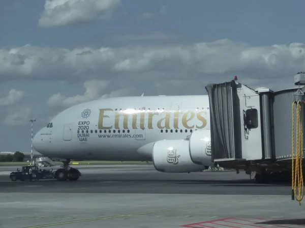 Airbus A380 des compagnies aériennes Emirates — Photo