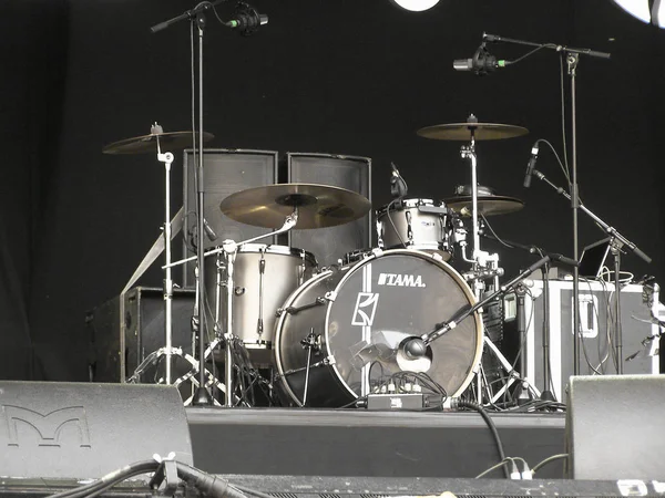 Kit de bateria no palco em Ghent — Fotografia de Stock