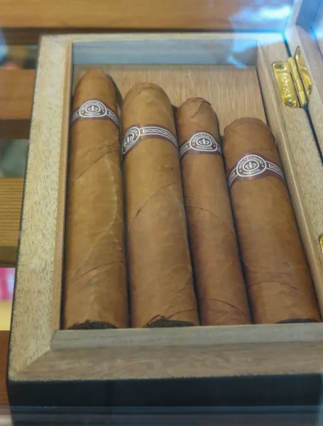 Havana Cuba Circa June 2015 Æske Cubanske Cigarer Montecristo - Stock-foto