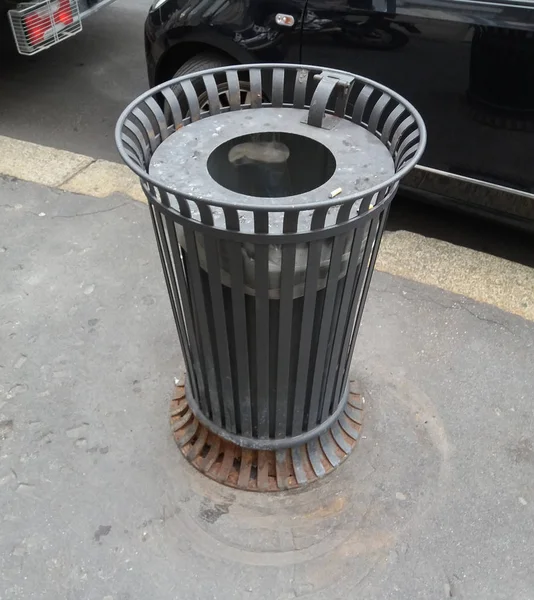 Konteyner aka çöp kutusu çöp kutusu çöp kutusu atık veya depo gözü atık