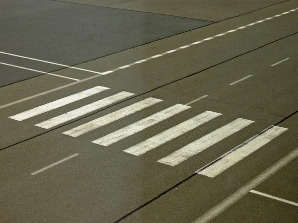 Horizontale Warnschilder Zebrastreifen Verkehrszeichen — Stockfoto