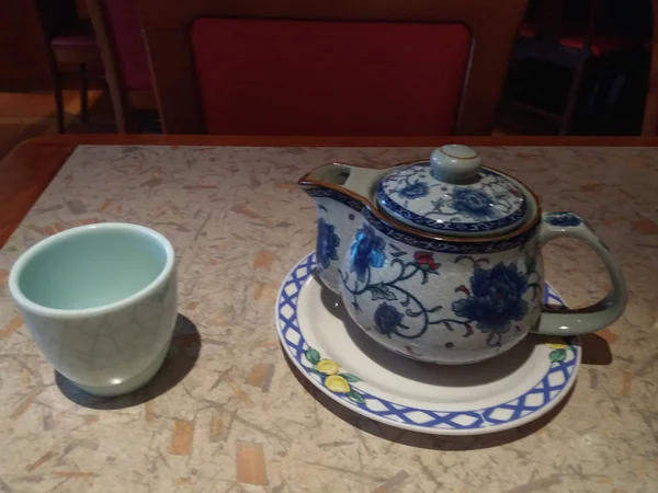 Азиатский Чайный Сервиз Чайником Чашкой — стоковое фото