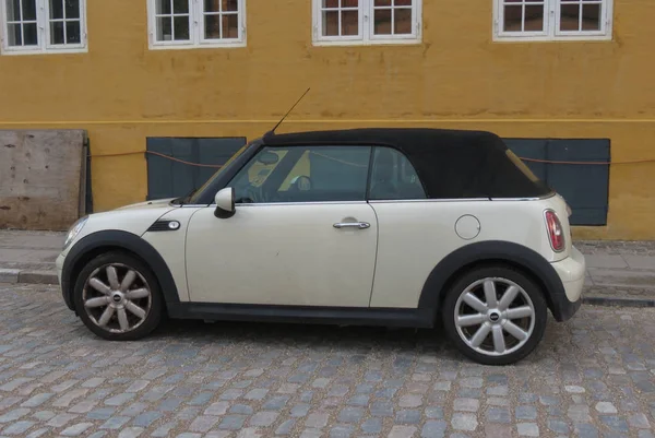 Kopenhagen Dänemark August 2017 White Mini Cooper Car Modell 2013 — Stockfoto