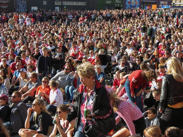 izlerken kadın Şampiyonası 2017 finali kalabalık