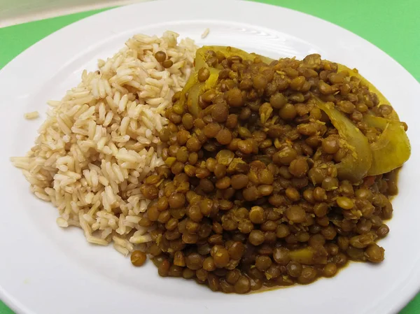 Dal Masala Φακές Μπαχαρικά Και Ρύζι Ινδικό Στυλ Χορτοφαγικό Πιάτο — Φωτογραφία Αρχείου