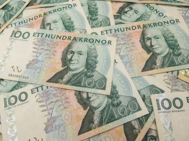 Mavi arka plan üzerinde İsveç para birimi İsveç Sek