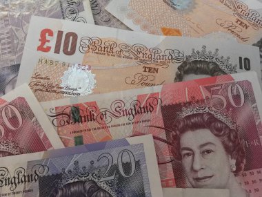 Londra, İngiltere - Temmuz 2015 yaklaşık: İngiliz Sterlini Sterlini notlar