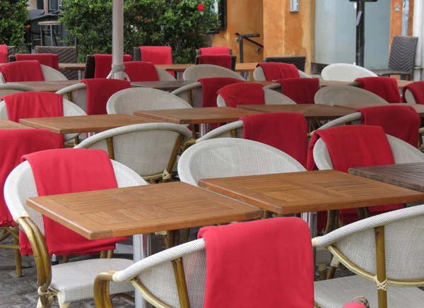 Tische Und Stühle Eines Barrestaurants Freien — Stockfoto
