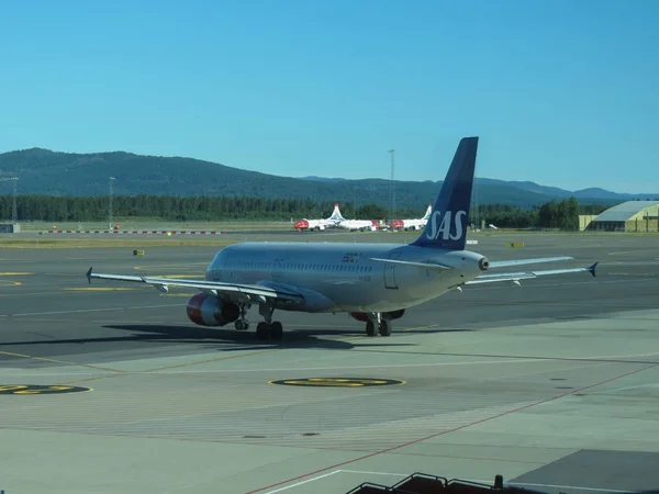 Oslo Norwegia Circa Sierpnia 2017 Sas Scandinavian Airlines Airbus A320 — Zdjęcie stockowe