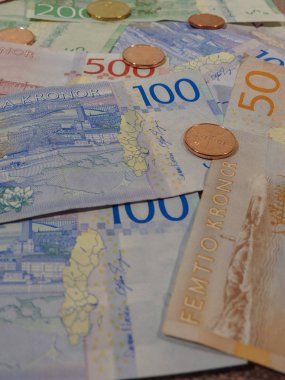 İsveç Kronu banknot ve madeni paralar (Sek), İsveç para birimi