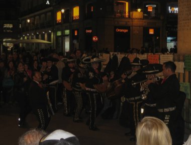 Madrid 'deki Meksikalı Mariachi grubu.