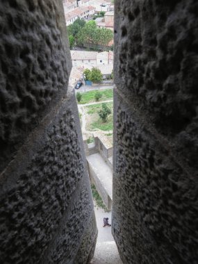 Carcassonne 'daki ortaçağ şehir merkezi manzarası