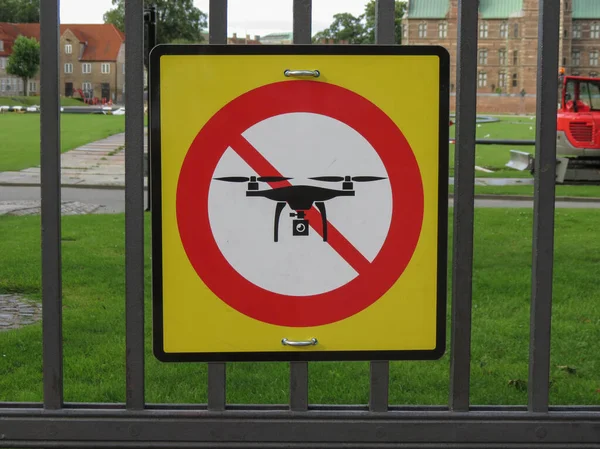 Brak wpisu dla znaku dronów — Zdjęcie stockowe