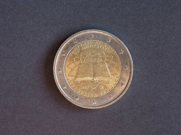 2欧元硬币，意大利、欧洲 — 图库照片