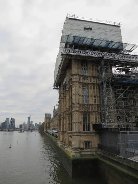 Houses of Parliament conservation works in London — Stock Photo, Image