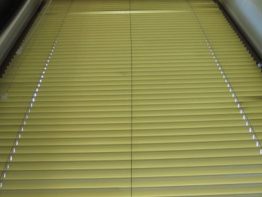 pencere gölgeleri kör eder