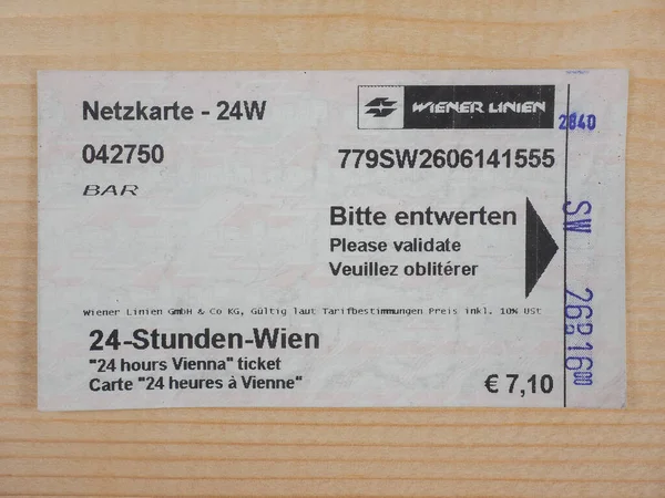 Vienna Austria Circa Agosto 2015 Ore Vienna Biglietto Mezzi Pubblici — Foto Stock