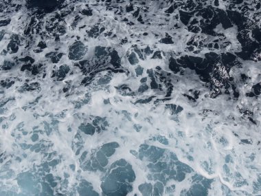 mavi su yüzeyi arka plan olarak kullanışlı