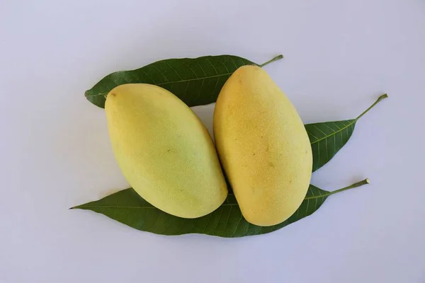 Mangó Gyümölcs Fehér Háttér — Stock Fotó