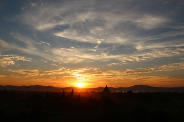 Bagar, Myanmar (Burma günbatımı)