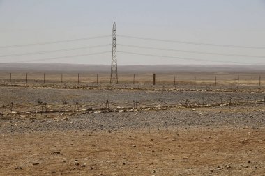 Yüksek gerilim elektrik iletim hatları güç bir parçası olarak 