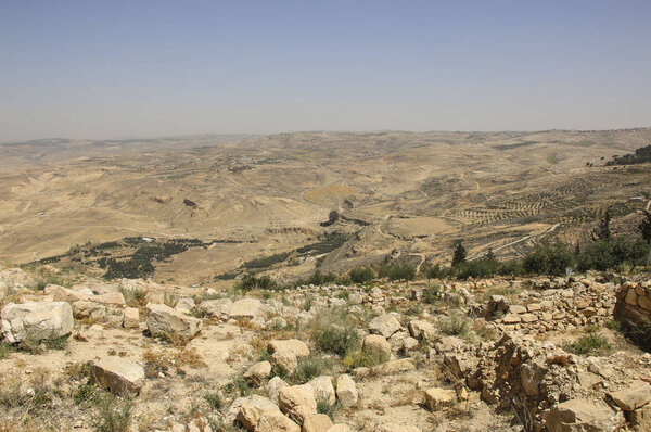 Мбаппе вид с горы Осо в Иордании, где на Феттеля смотрят с высоты
