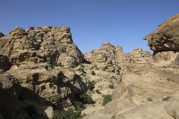 Vista do desfiladeiro em Little Petra em Siq al-Barid, Wadi Musa, Jo — Fotografia de Stock