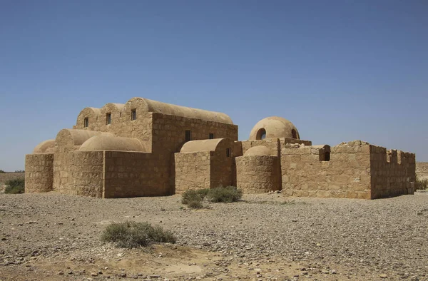 Kasr Amra, pouštní hrad poblíž Amman, Jordánsko. S jeho famo známa — Stock fotografie