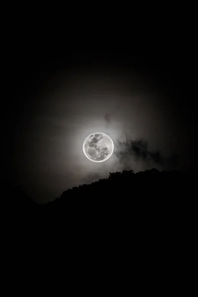 Luna de noche negra — Foto de Stock