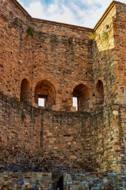 Sıcak antik kale duvarları