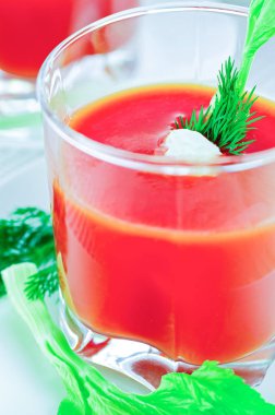 bir bardak domates suyu