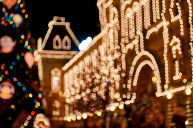 Bulanık şenlikli ışıklar çelenk