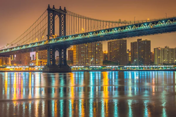 New York la nuit, Manhattan Bridge — Photo