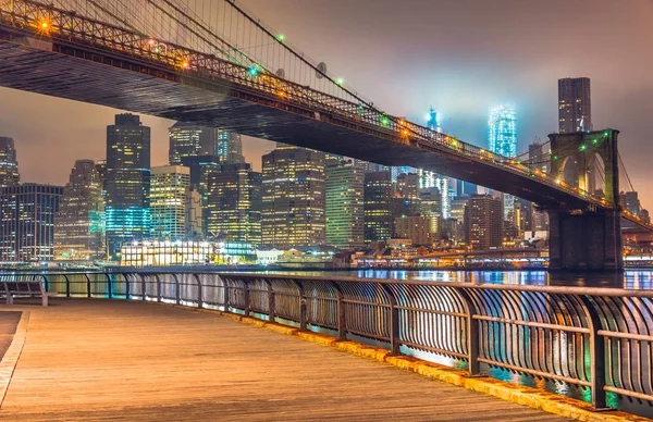 New York la nuit, Brooklyn Bridge — Photo