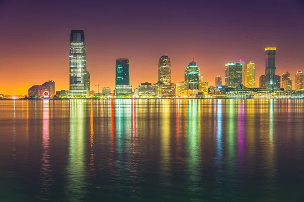 Jersey City gece, Hudson Nehri