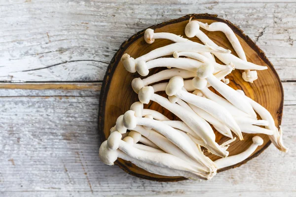 Fresh Shimeji Mushrooms Wooden Board — Stock Photo, Image