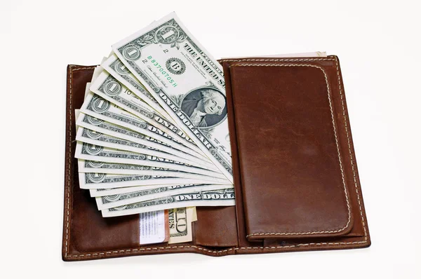 Δολάρια στο πορτοφόλι που απομονώνονται σε λευκό — Φωτογραφία Αρχείου