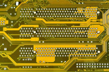 Ana karttaki elektronik bileşenleri kapat, mikroişlemci çipi.