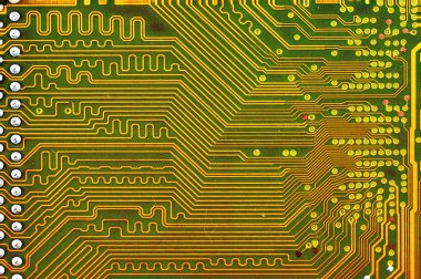 Ana karttaki elektronik bileşenleri kapat, mikroişlemci çipi.