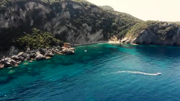Zdjęcie Lotu Ptaka Wyspę Butybull Lot Nad Otwartym Morzem — Wideo stockowe
