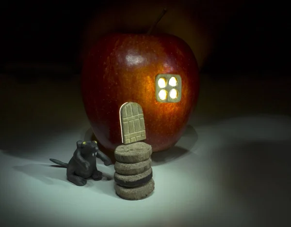 house apple mice