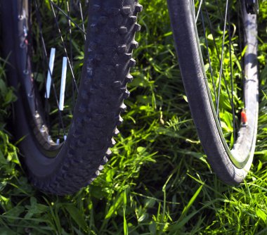 iki tekerlekli bisiklet kapalı