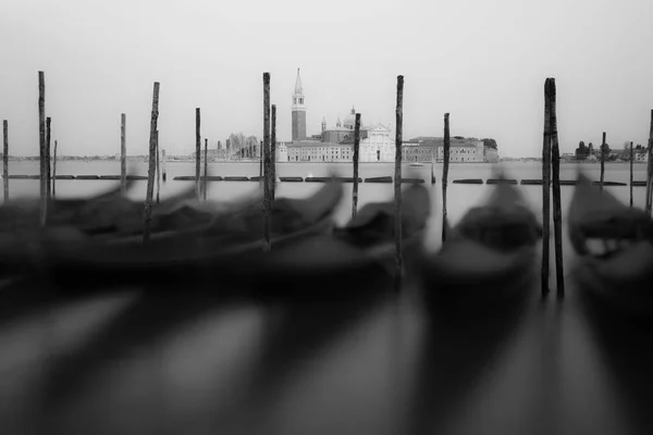 Gondolas on the waves — Stock Photo, Image