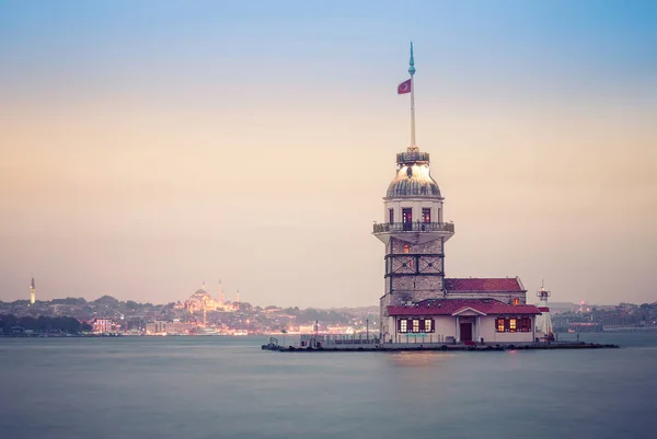 Maiden's Tower — Stock Photo, Image