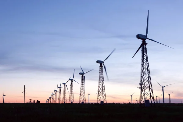Windmill electric power turbines — Stock Photo, Image