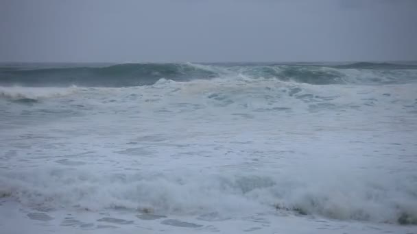 Oceano Atlântico tempestade nascer do sol paisagem marinha — Vídeo de Stock