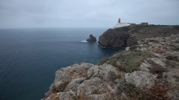 Faro del Cabo San Vicente en Portugal — Vídeo de stock
