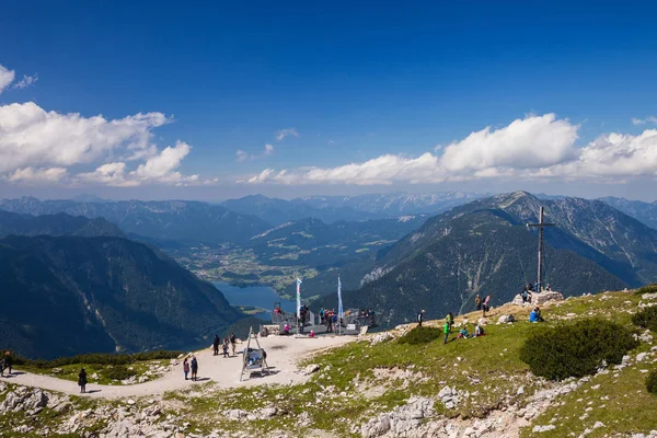 Panoramatický výhled na horu Alp od pěti fing a jezero Hallstatt — Stock fotografie