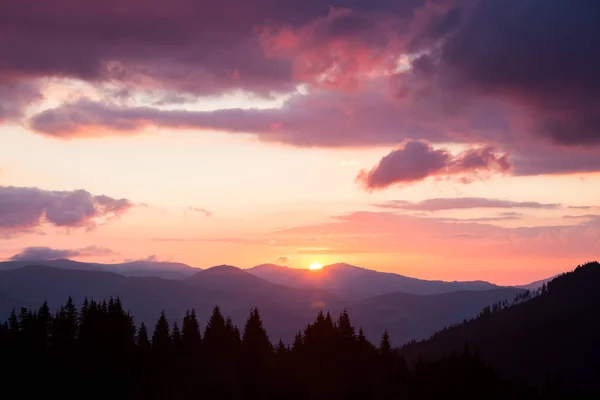 Smoky Mountains ridge at sunrise — Stock Photo, Image