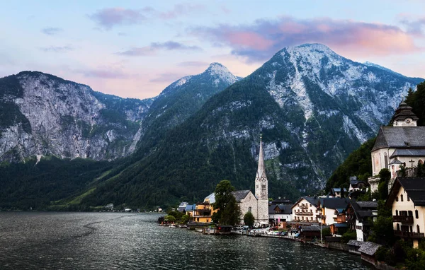 Hallstatt villaggio panorama estate vista — Foto Stock